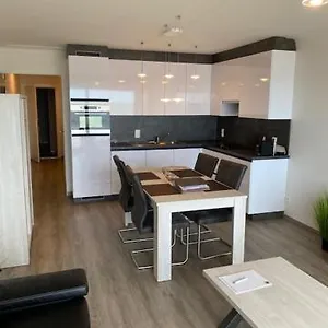 405 Op Zeedijk Met Frontaal Zeezicht 4de Verdiep Appartement